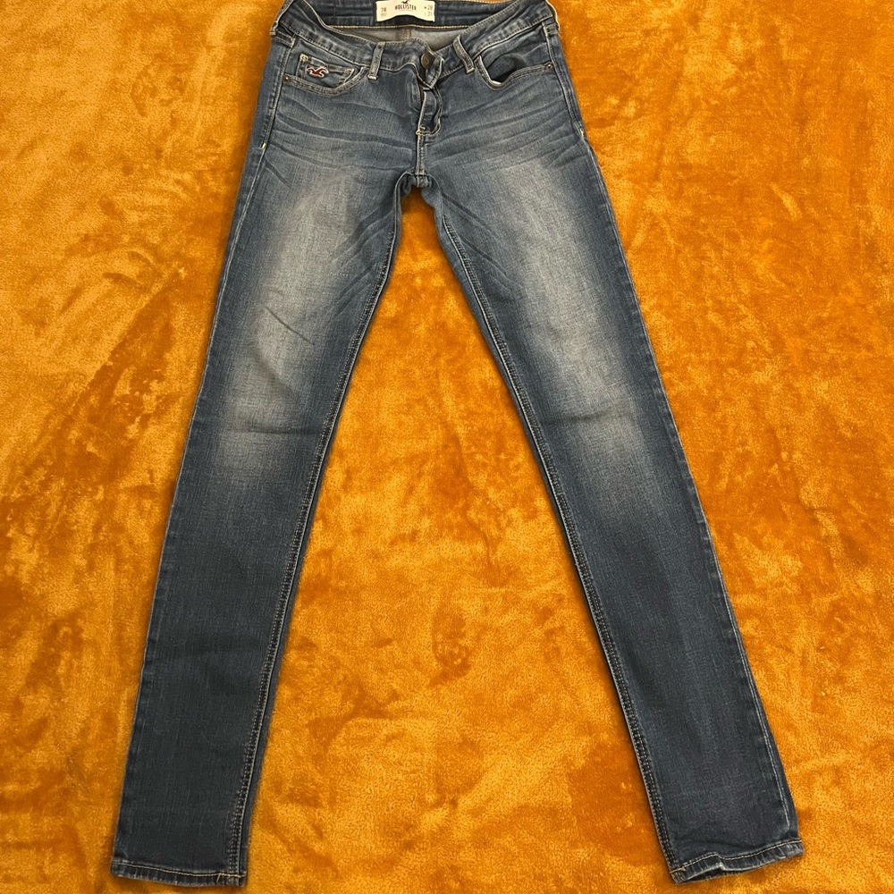 HOLLISTER SKINNY JEANS